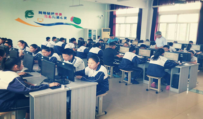 淄博市2019年初中信息技術(shù)學(xué)考模擬考試順利進(jìn)行