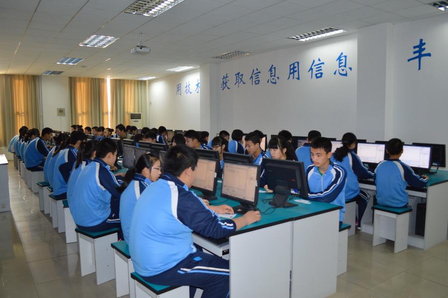萊蕪區(qū)及鋼城區(qū)2019年初中信息技術考試圓滿結束